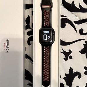 Apple Series 3 Space Gray Sport Watch